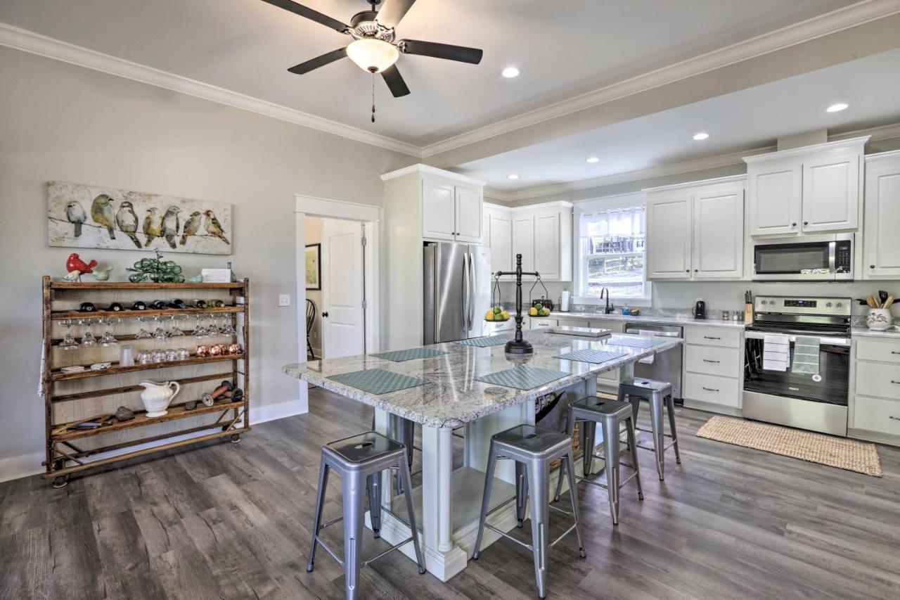 White Oak Creek Home With Views, Deck And Pool Access! Eufaula Ngoại thất bức ảnh